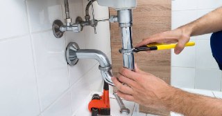 Сантехнические работы Соликамск цена 460 руб. Услуги сантехника